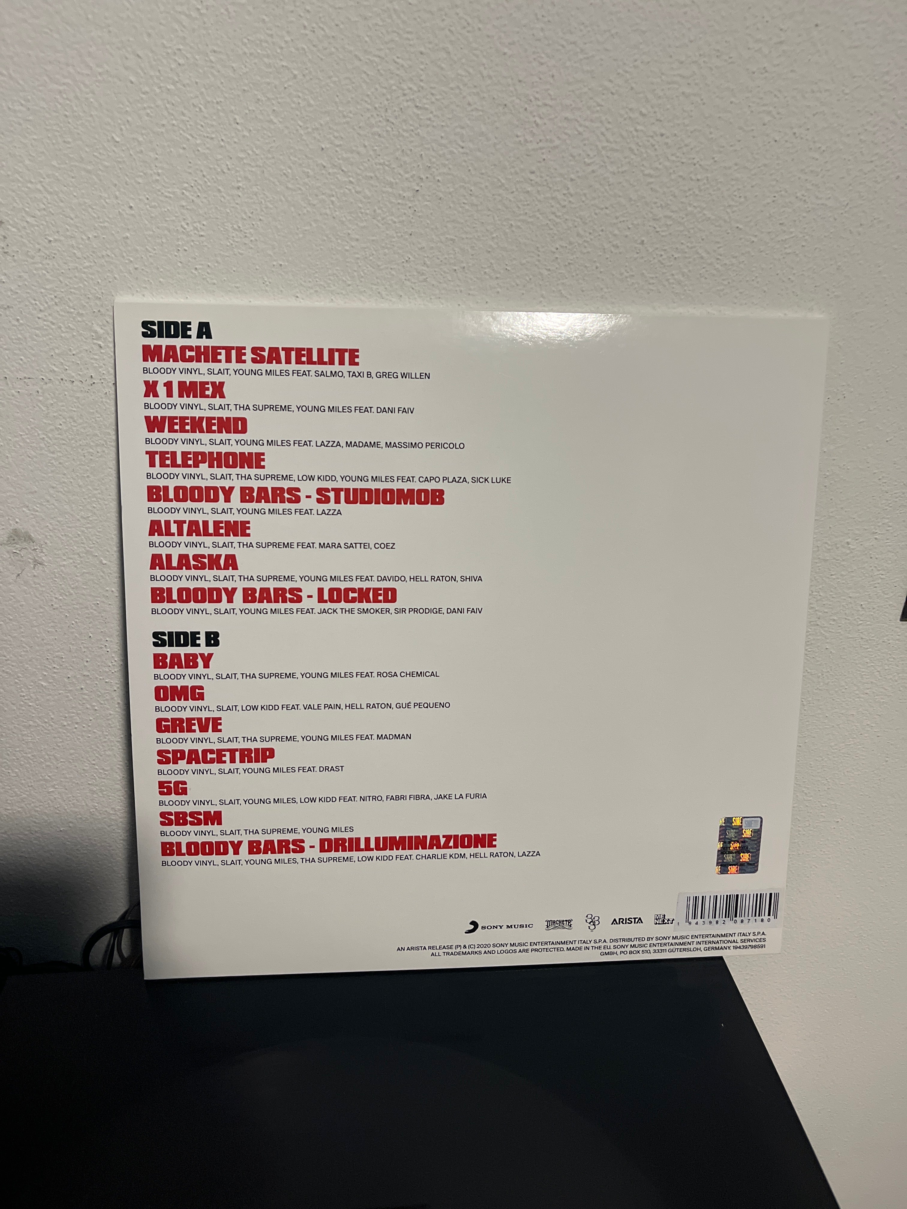 Bloody vinyl 3, edizione sangue (Slait, Thasup, Young miles, Low kid)