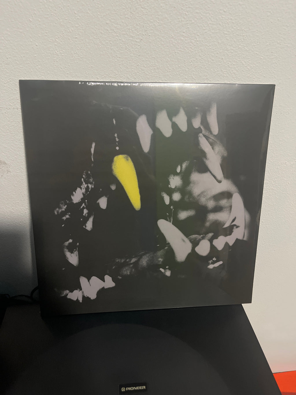 Ostil3, autografato giallo (333 mob)