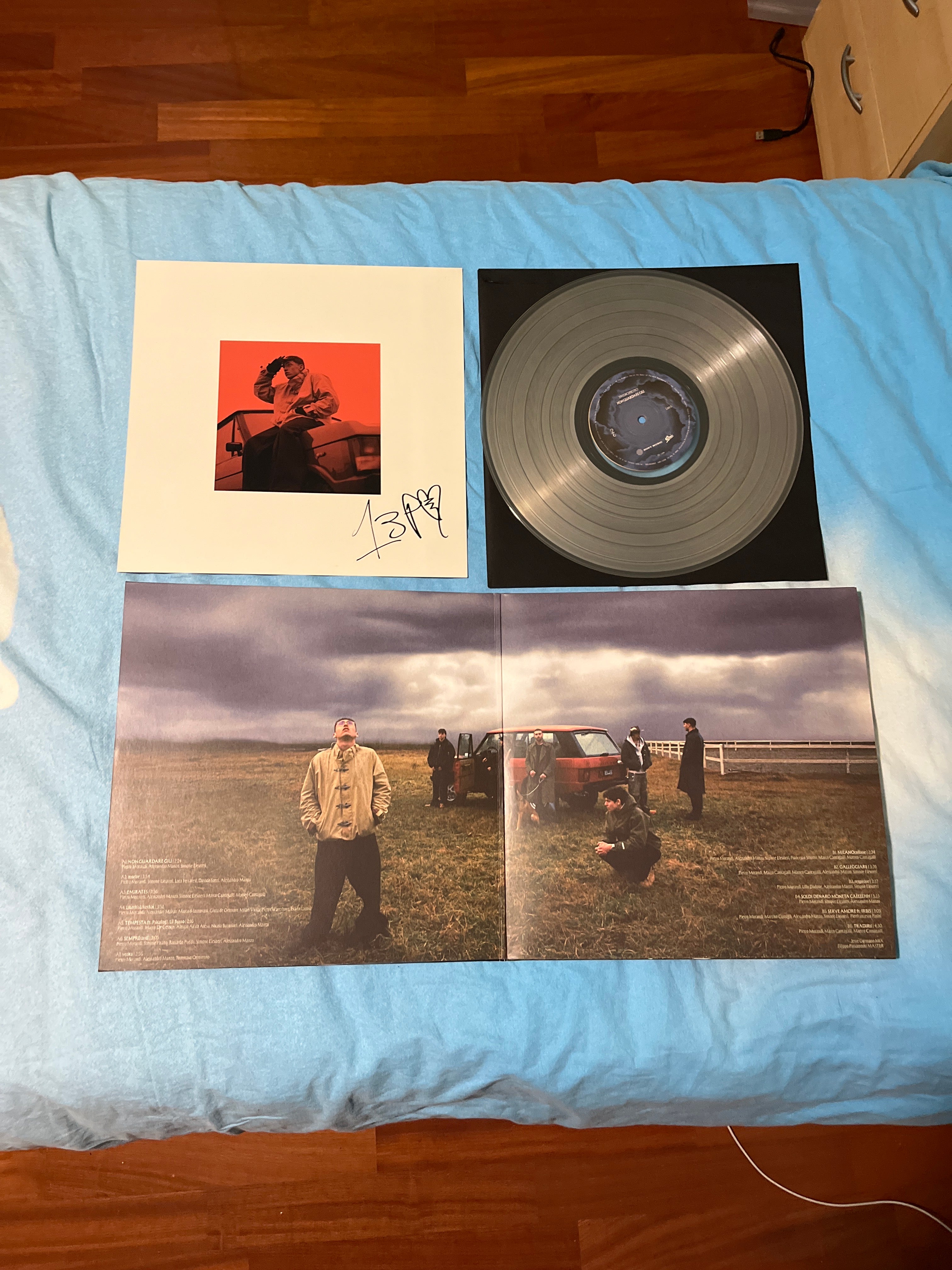 Non guardare giù, autografato (Tredici pietro)