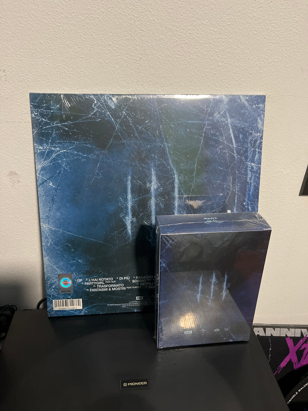 Mario 3, autografato (Low red)