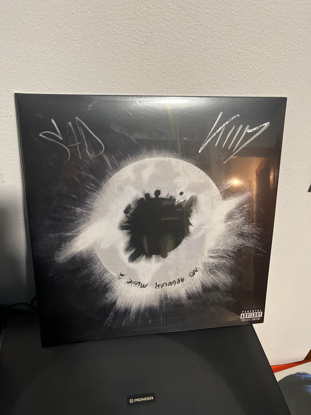 No regular music 2, autografato (Sadturs, Kiid)
