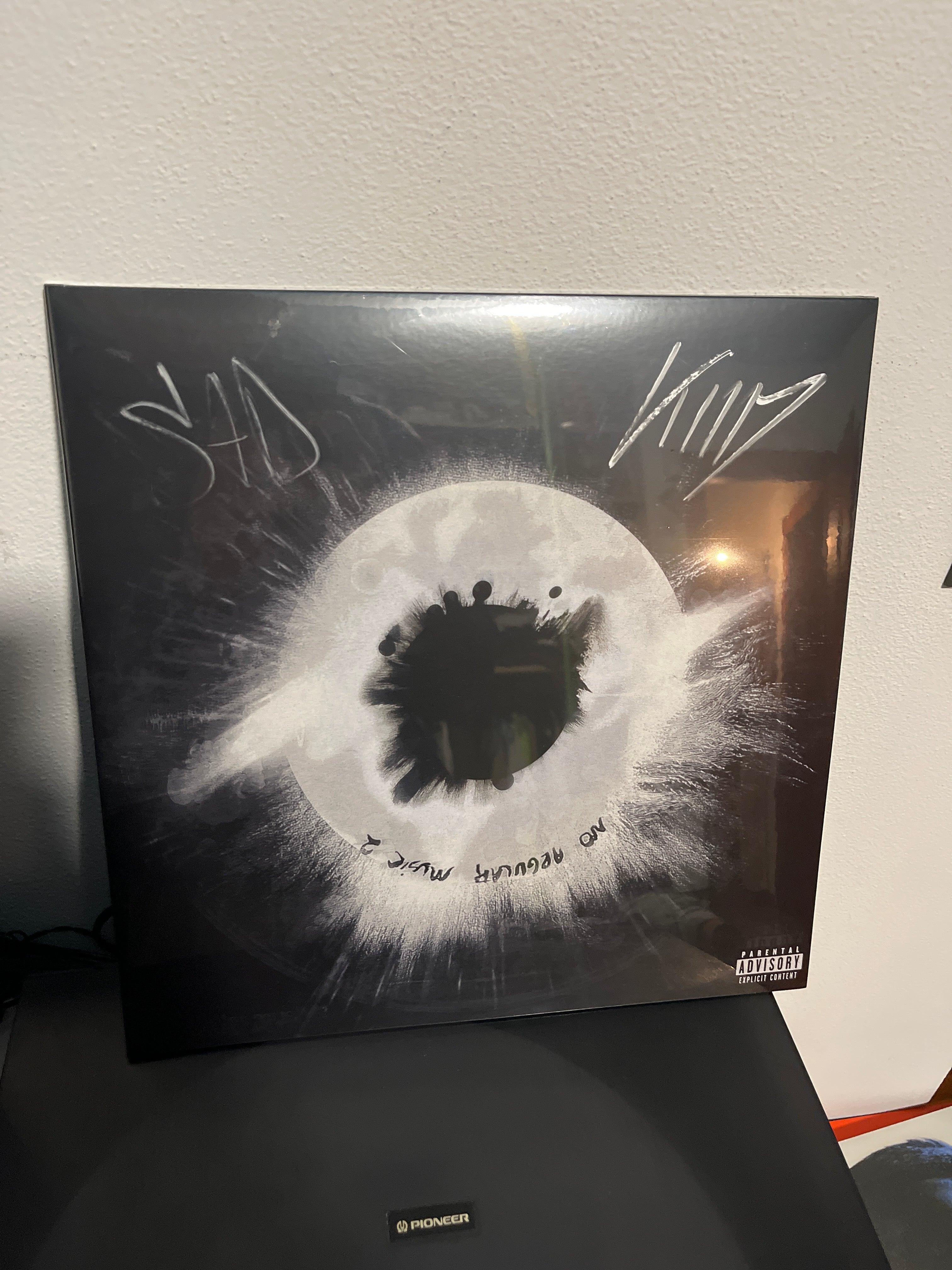 No regular music 2, autografato (Sadturs, Kiid)