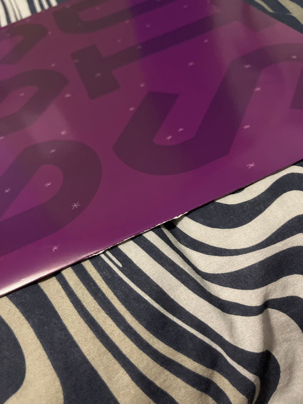 Carattere speciale, puzzle box autografato (Thasup)