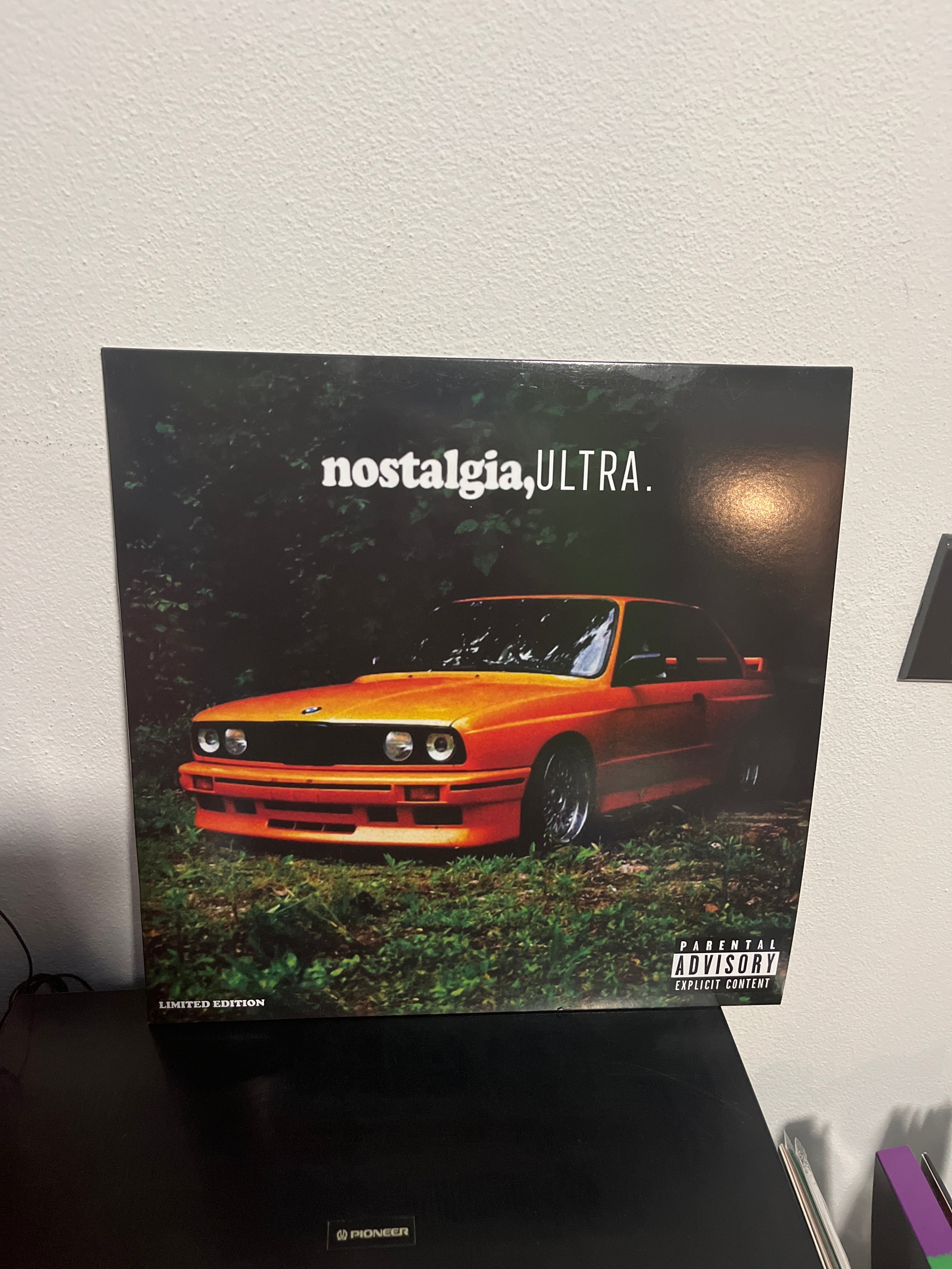 Nostalgia, ULTRA (Frank ocean)