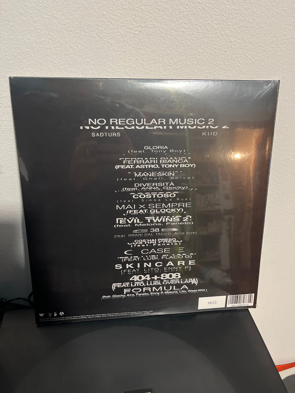 No regular music 2, autografato (Sadturs, Kiid)
