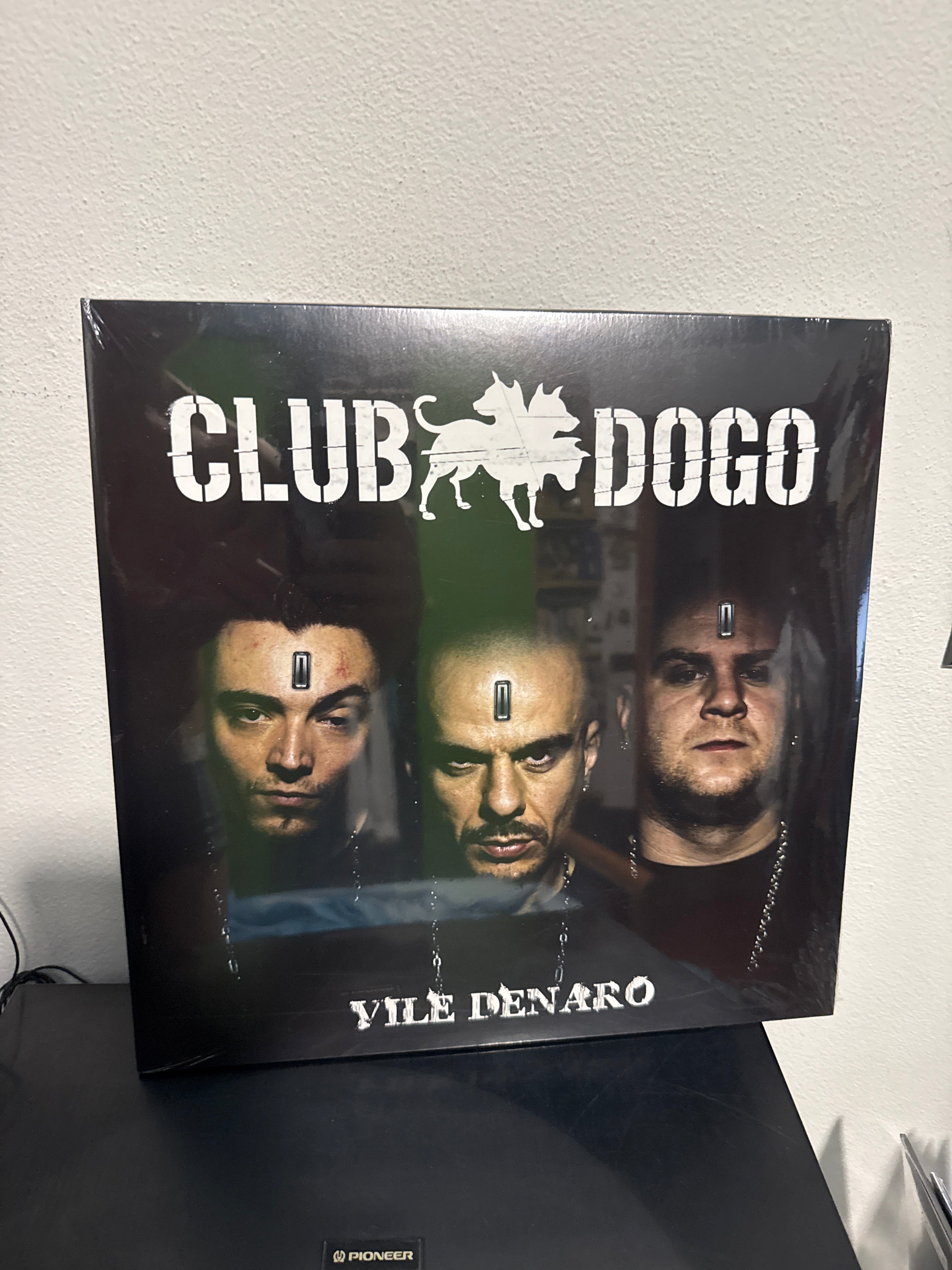 Vile denaro (Club dogo)