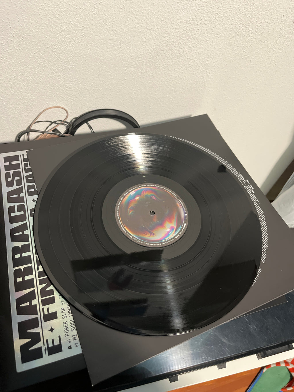 È finita la pace, autografato numerato (Marracash)