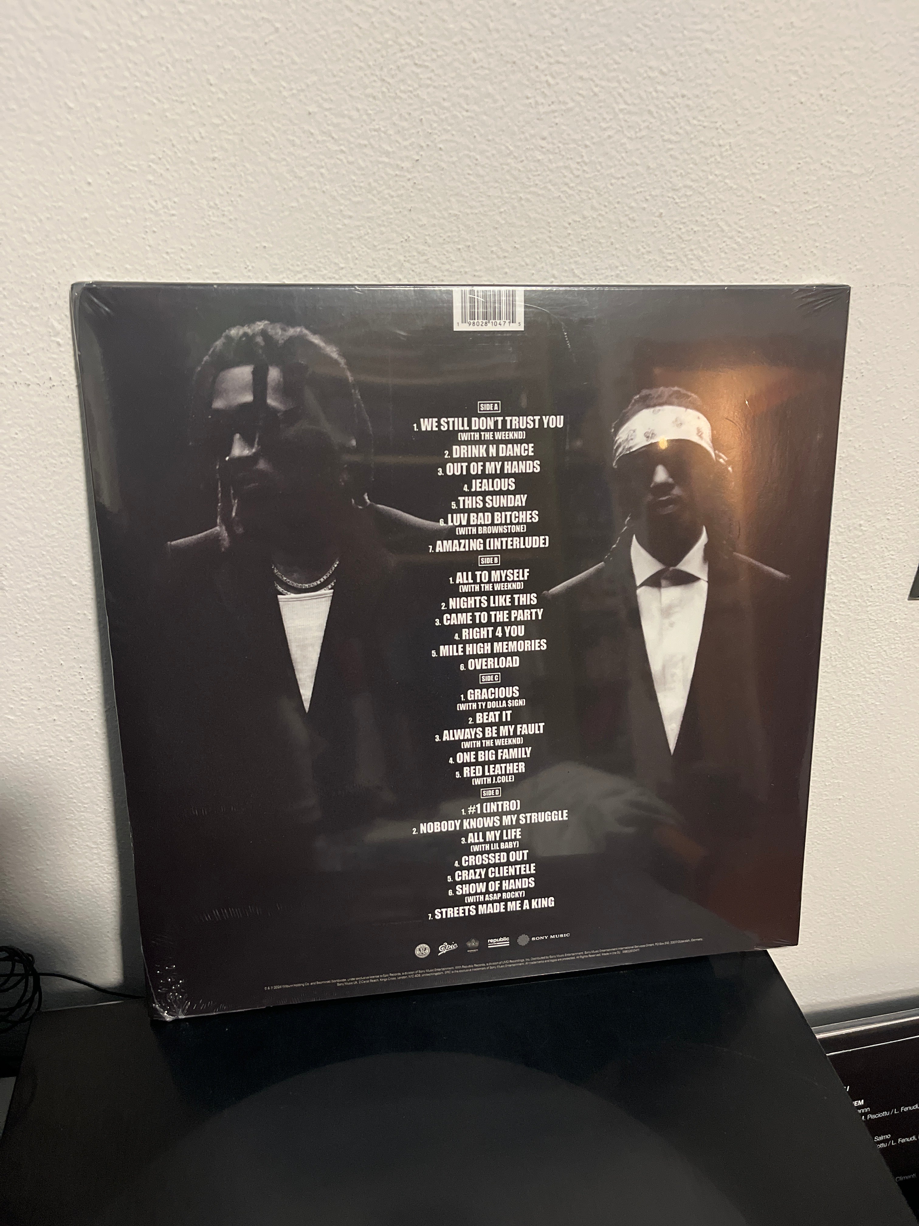 We still don’t trust you (Future, Metro boomin)