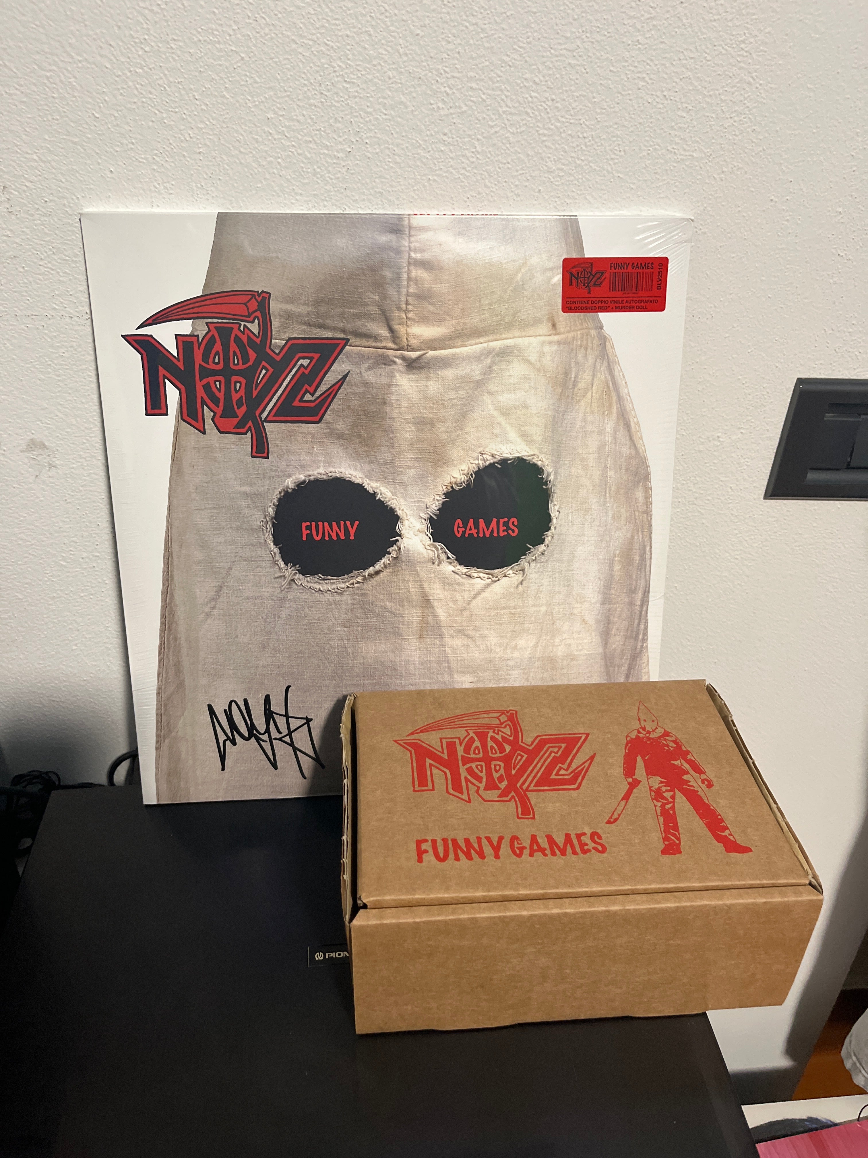Funny games + murder doll, autografato (Noyz Narcos)