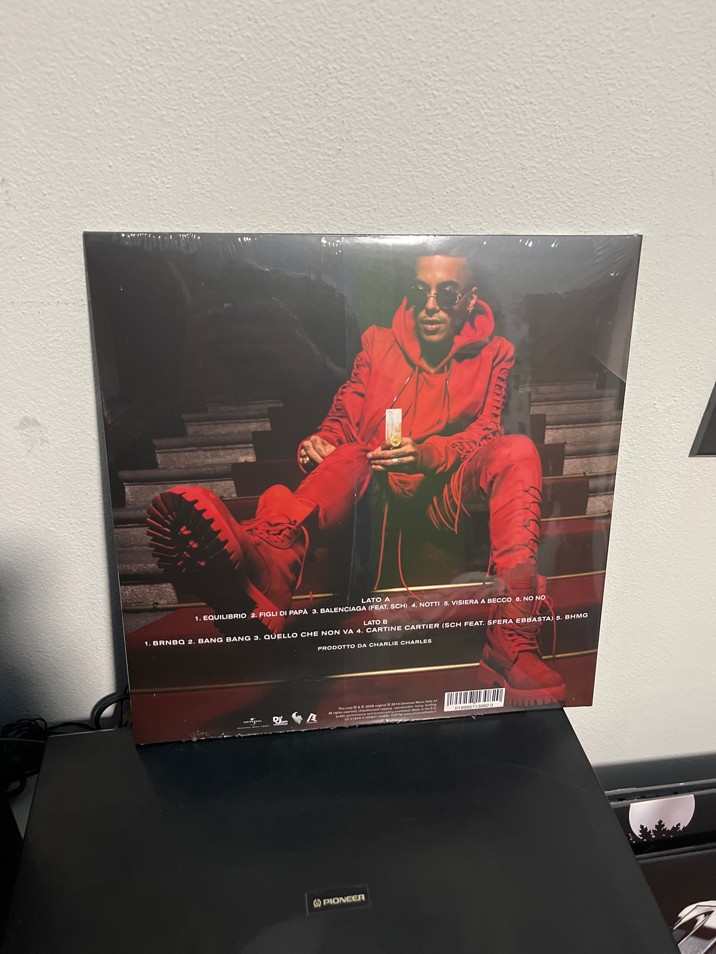 Sfera ebbasta (Sfera ebbasta)