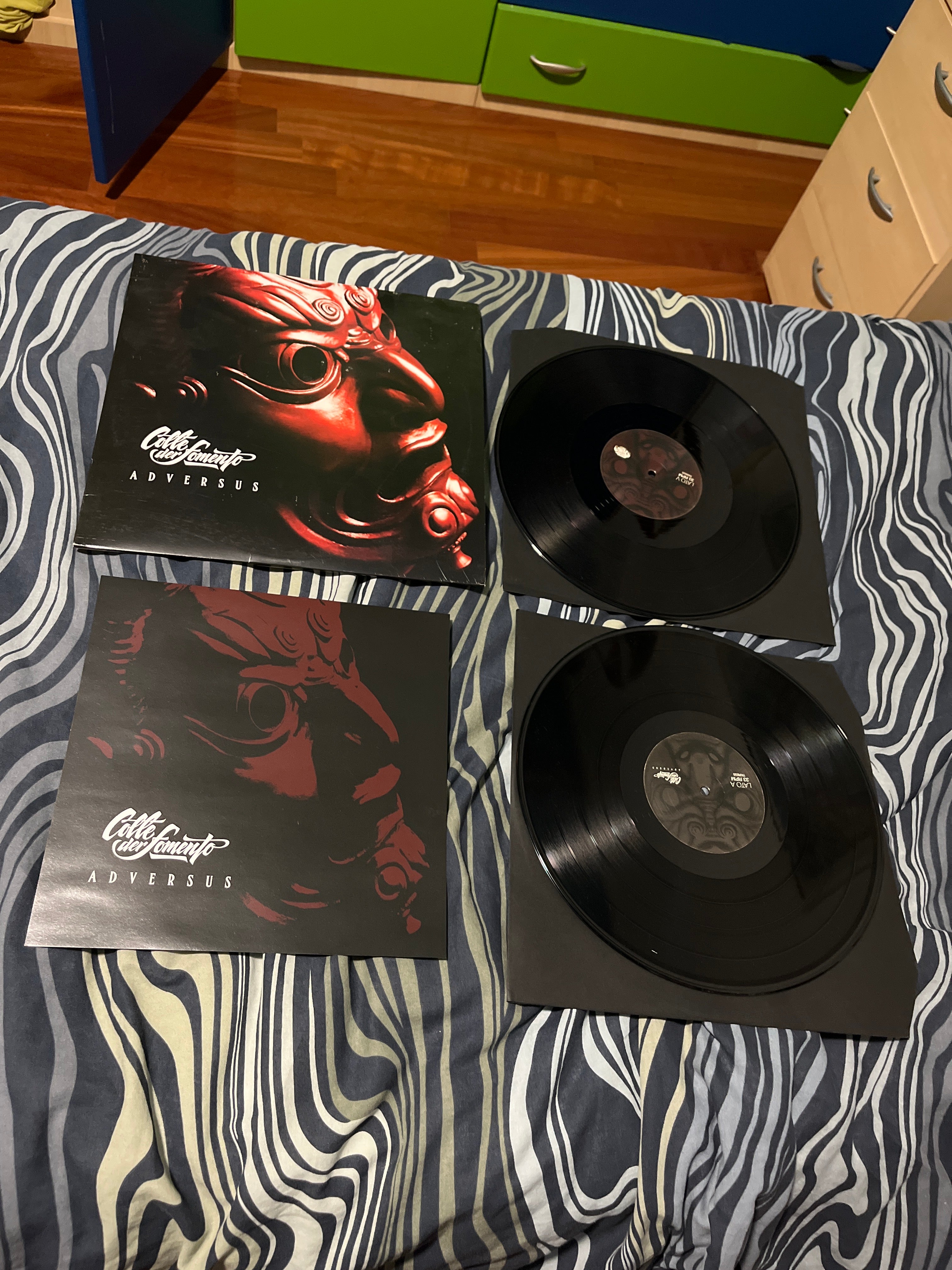 Adversus (Colle del fomento)