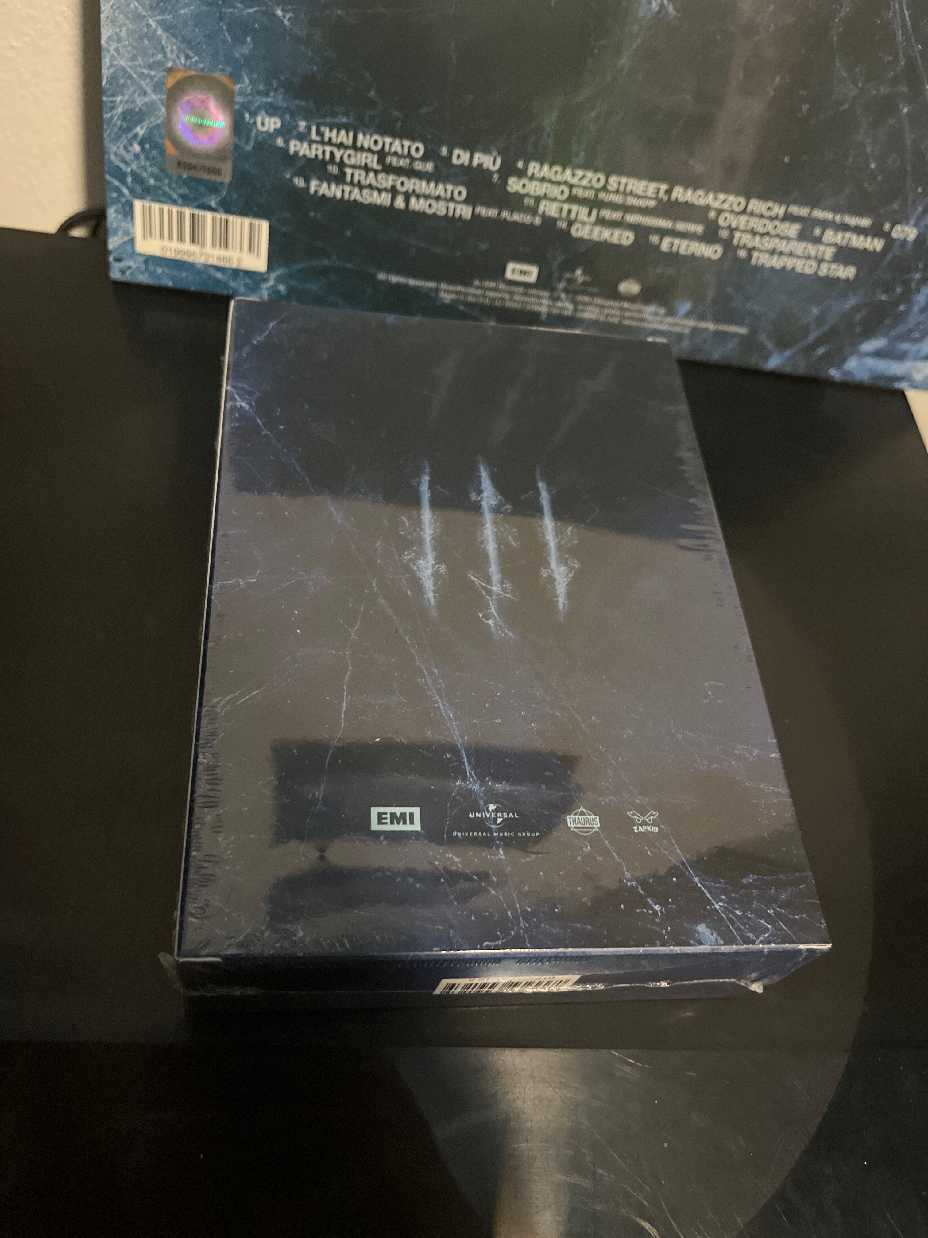 Mario 3, autografato (Low red)