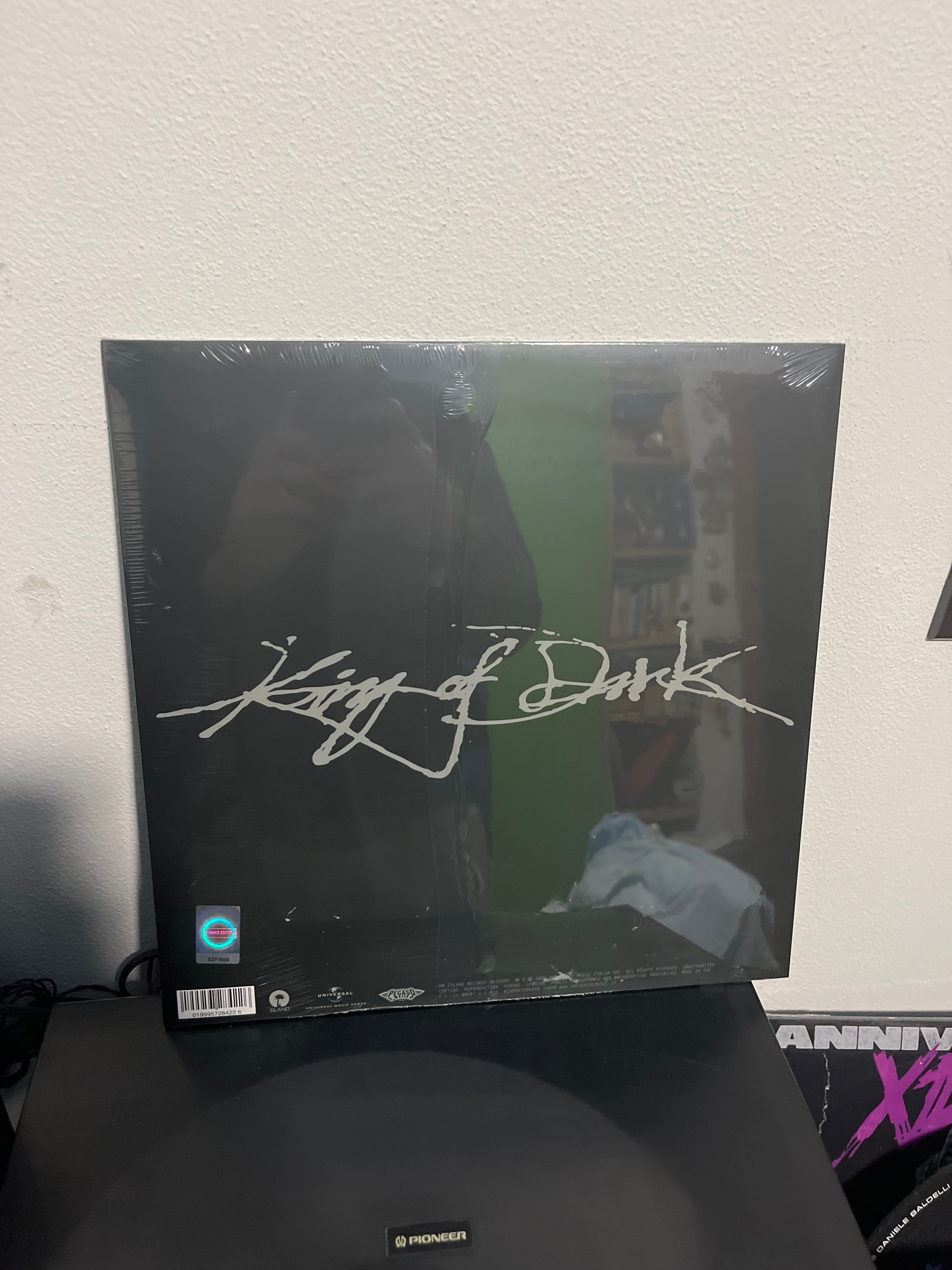 King of dark, autografato, cover alternativa (Pyrex)